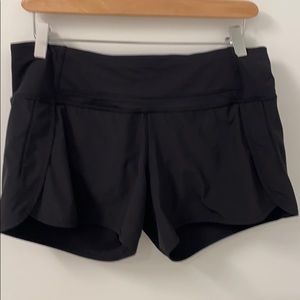 Lululemon size 6  black running shorts